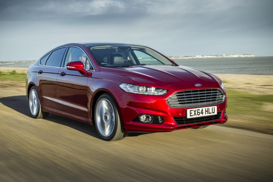  Ford Mondeo Hatchback 2014 года  (UK) (фото 10 из 33)